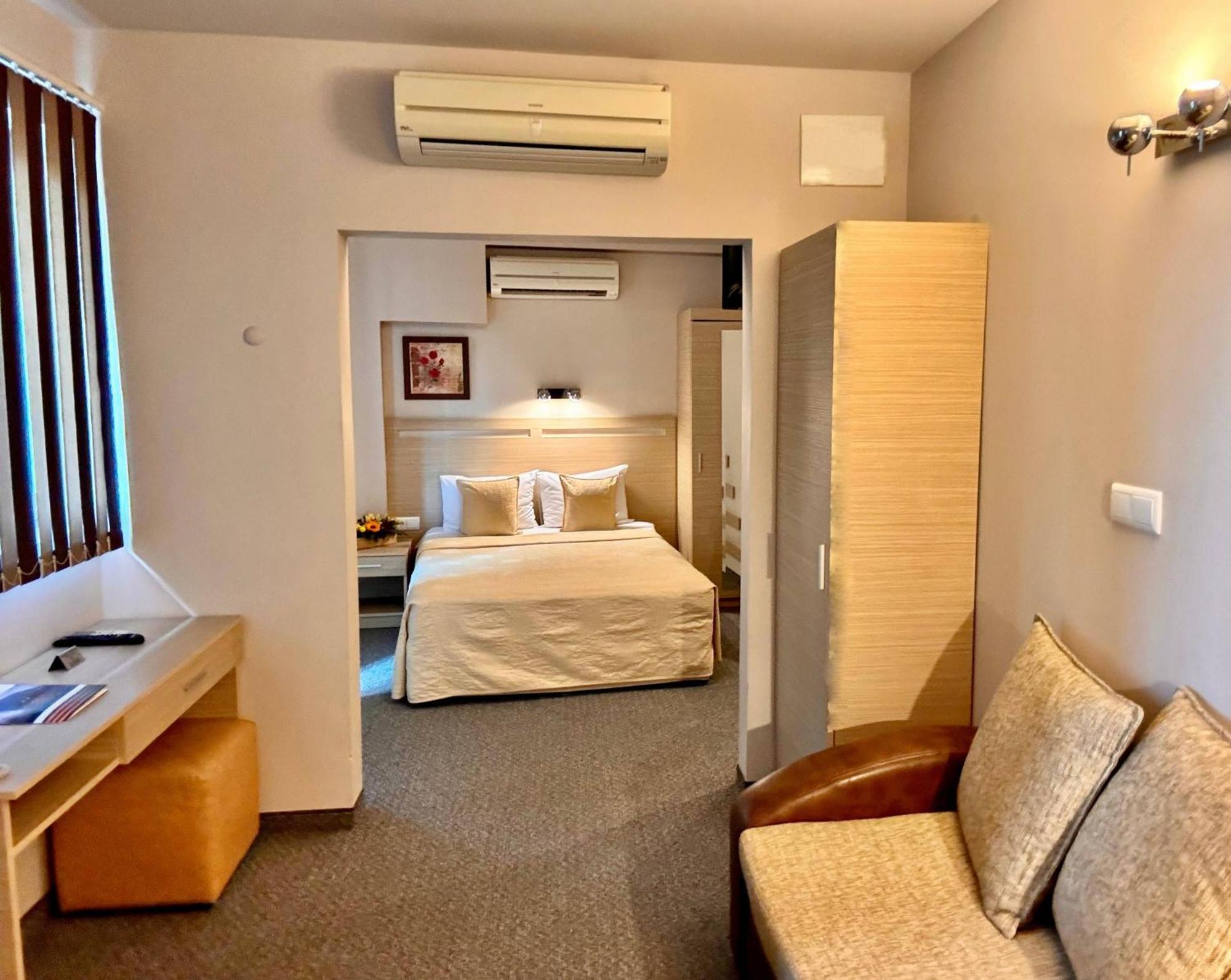 Expo Hotel Płowdiw Zewnętrze zdjęcie